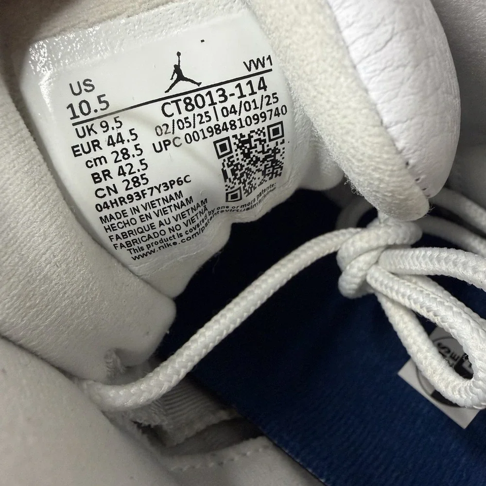 Nike Air Jordan 12 Retro Sneakers French Blue, Size 10.5, CT8013-114